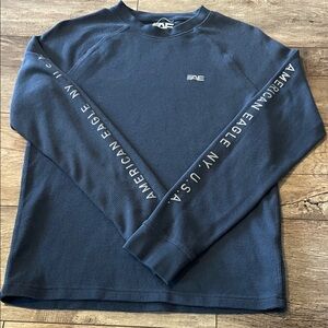 American Eagle Outfitters Men's Navy Long Sleeve Tee